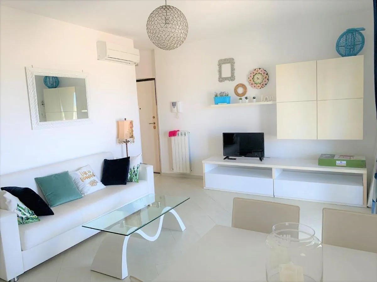 Alex'S House Focene Apartment Fiumicino